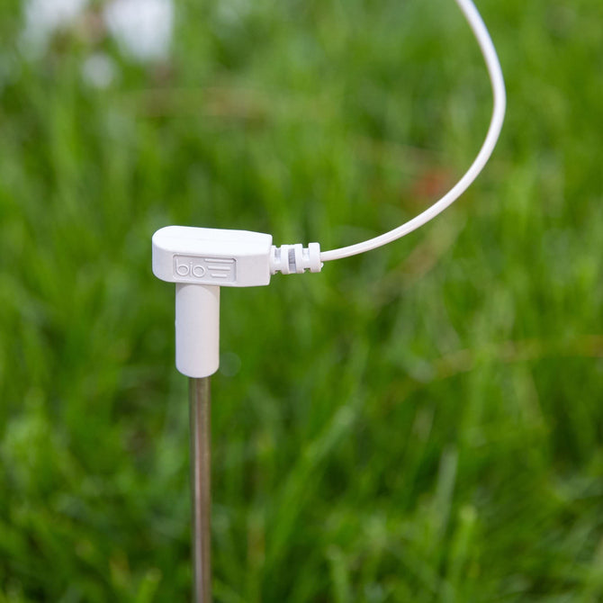  
                                    The Earthing Ground Rod gets pushed into the earth in order for it's free electrons to flow into your Earthing product and ground you. (1908689109105) 
                                
                                